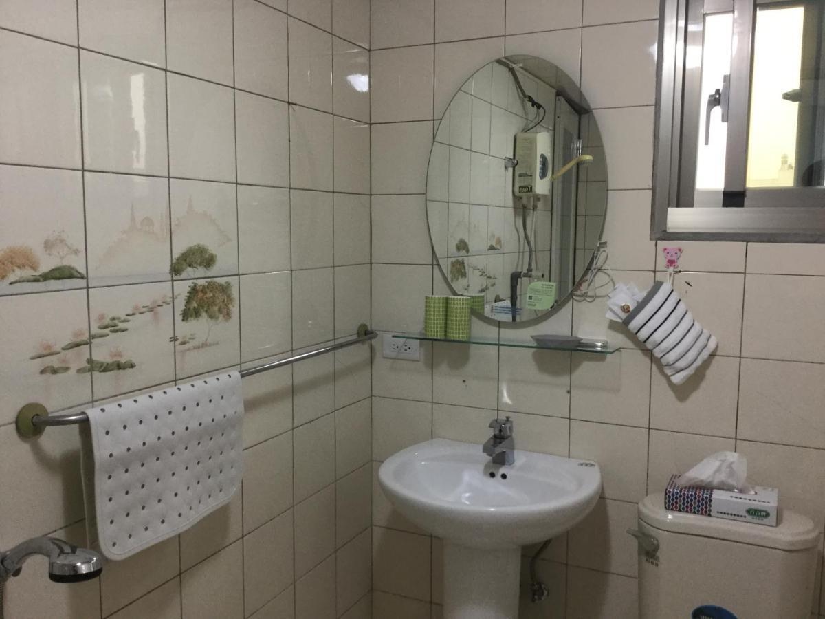 Fu Courtyard Homestay Chiayi City Oda fotoğraf